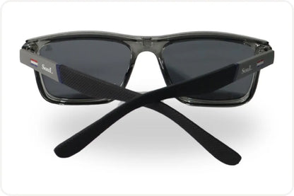 Armação Masculina Wayfarer Translucida e Lente Preta